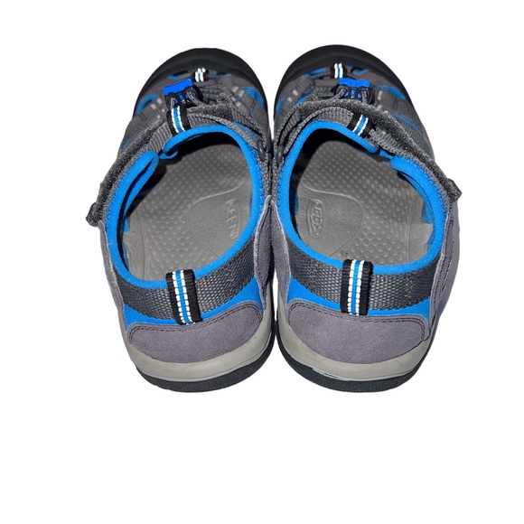 Keen Newport H2 Blue and Gray Sandals - Picture 5 of 16